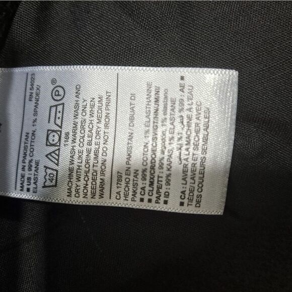 Old Navy Ladies Hi Rise Jeans NWT - Picture 2 of 14